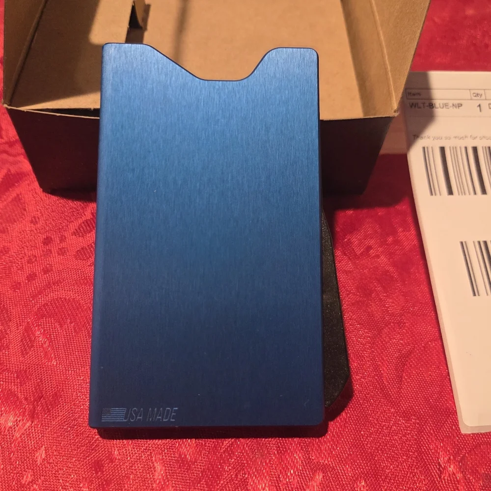 Deep Blue GRIP6 Wallet With Leather Jacket